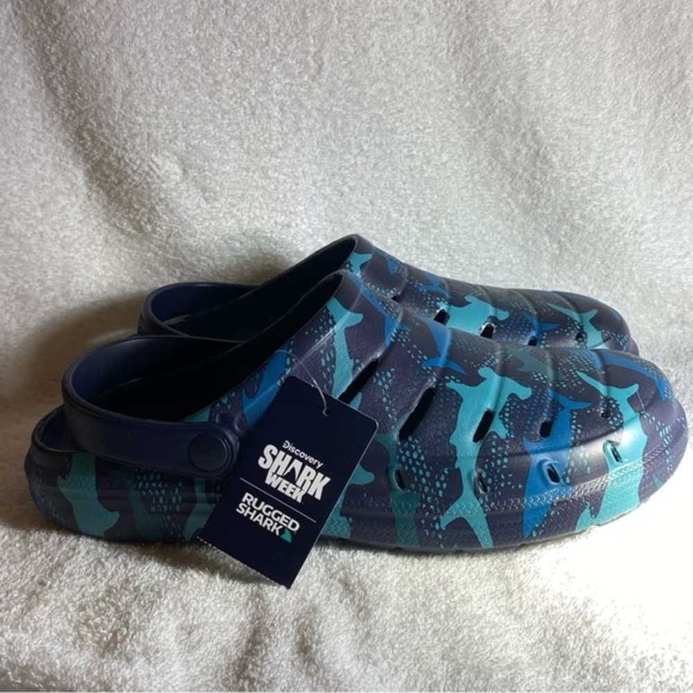 Rugged Shark Week Shoes Mens Size 12 Sandals Slip On Blue Shark Print‎ New